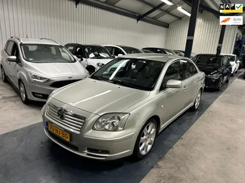 Toyota Avensis 2.0 VVTi Linea Luna