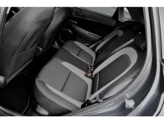Foto 18 van Hyundai KONA 1.6 GDI HEV Comfort Carplay - Cruise - Camera