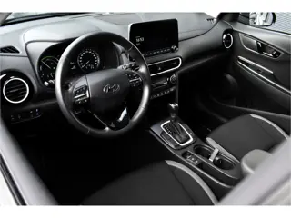 Foto 19 van Hyundai KONA 1.6 GDI HEV Comfort Carplay - Cruise - Camera