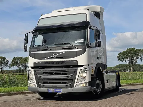 VOLVO FM 450 450 skirts airco