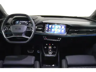 Foto 19 van Audi Q4 e-tron 50 quattro Launch edition S Competition 77 kWh Sonos, Panoramadak, Head-Up, RS-Stoele