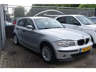 BMW 1-serie 116i High Executive, keurige auto Airco en nieuwe APK. fotos volgen