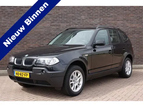 BMW X3 2.0i Introduction, navigatie, mooie en originele auto Youngtimer N.A.P