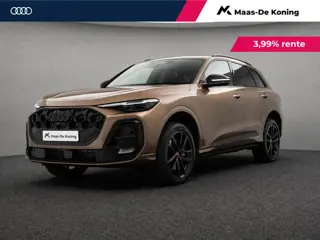 Audi Q5 e-hybrid quattro S edition Competition 367 PK · Tech pro · 20" LM Velgen · Glazen panoramada