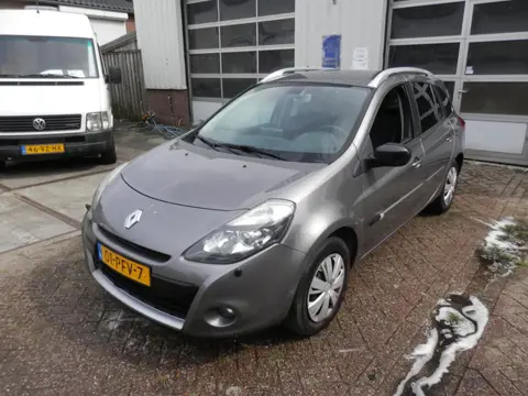 Renault Clio Estate 1.2 TCE 20th Anniversary airco riem vv in 2023