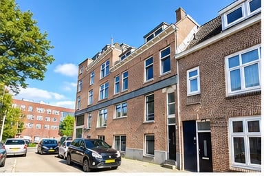 Woning aan de Asterstraat te Rotterdam