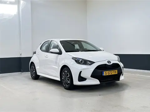 Toyota Yaris 1.5 Hybrid Active | Camera | Carplay/ Android Auto| NL | 1 EIg|