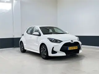 Toyota Yaris 1.5 Hybrid Active | Camera | Carplay/ Android Auto| NL | 1 EIg|