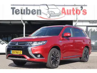 Mitsubishi Outlander 2.0 PHEV Premium | Achteruitrijcamera | Stoelverwarming | Lichtmetalen wielen |