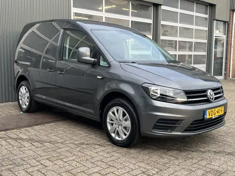 Volkswagen Caddy 2.0 TDI L1H1 Airco Cruise controle Trekhaak 1500kg trekgewicht Parkeersensoren acht