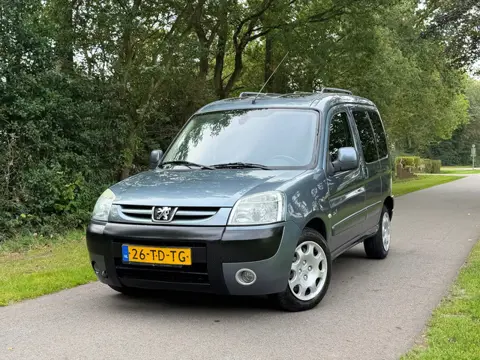 Peugeot Partner MPV 1.6-16V Zenith 4 | 5-Personen + Glazendak + Cruise + Airco Nu € 2.975,-!!!