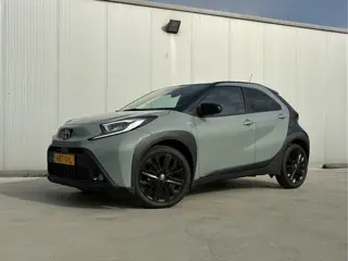Toyota Aygo X 1.0 VVT-i S-CVT Premium Automaat 72pk | JBL Premium Audio-installatie | Keyless entry 