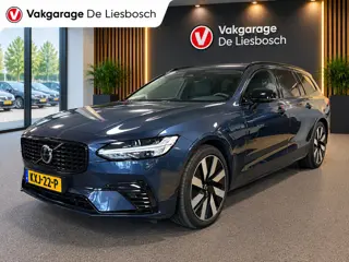 Volvo V90 2.0 T8 Plug-in hybrid AWD Ultimate Dark / Panoramadak / leder / trekhaak / camera / Harman