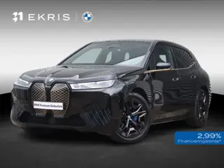 BMW iX xDrive40 | High Executive | Sportpakket | Panodak Skylounge | Head-Up | Trekhaak | Driving As