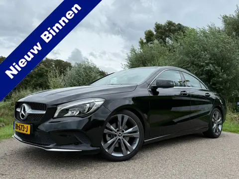 Mercedes-Benz CLA-klasse 180 Business Solution Automaat / Uniek 31.575 km / 1e Eigenaar / Camera / H