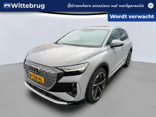 Audi Q4 e-tron 50 quattro 300pk S Edition 77 kWh / Zwart Leder / S-Line / Panoramadak / Navigatie / 