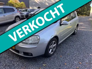 Volkswagen Golf 1.6 Trendline AIRCO