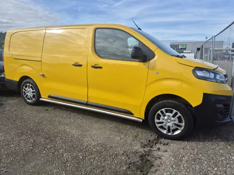 Opel Vivaro 2.0 CDTI automaat8 motor defect L3H1 Edition 85.00km