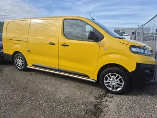 Opel Vivaro 2.0 CDTI automaat8 motor defect L3H1 Edition 85.00km