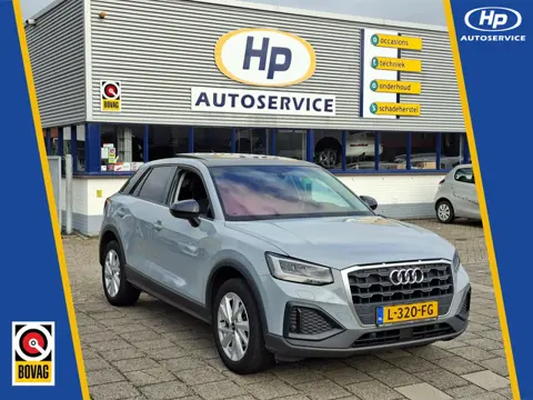 Audi Q2 35 TFSI Pro Line Panodak Chameleon ruit Carplay Navi Camera Trekhaak Cruise control