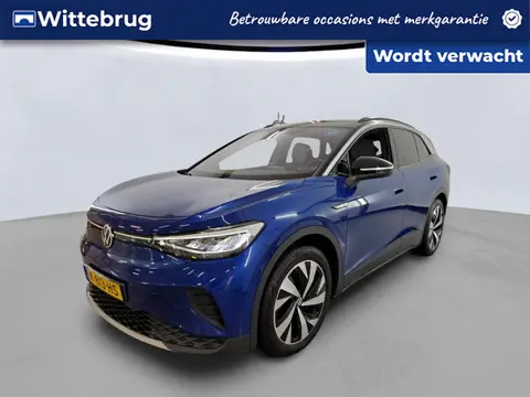 Volkswagen ID.4 204 pk First 77 kWh / Navigatie / 20"LM velgen / Camera / Parkeersensoren / Stoelver