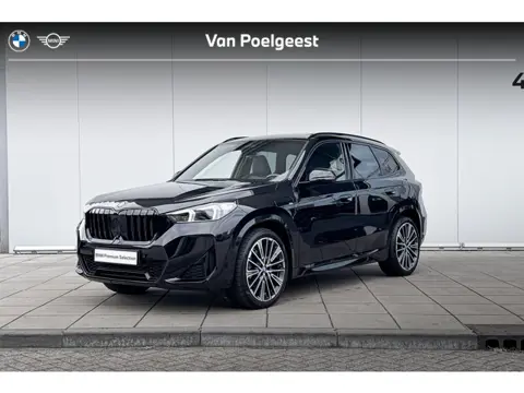 BMW X1 xDrive30e M-Sport Pro / 20'' / Panorama Dak / Elektrisch Wegklapbare Trekhaak / Vol Leder / P