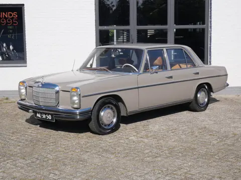 Mercedes-Benz 200-280 (W115) 250 Automaat Stuurbekrachtiging LPG