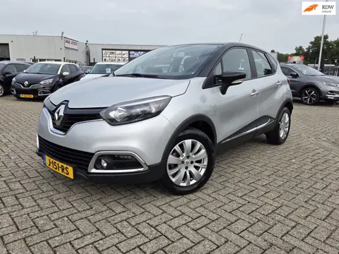 Renault Captur 1.2 TCe Dynamique/AUTOMAAT/TREKHAAK