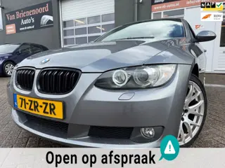BMW 3-serie Coupé 320i 6 bak met cruise controle en airco Nederlandse Auto en zeer goed onderhouden