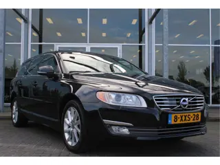 Volvo V70 T4 180PK Automaat Summum | Afn. Trekhaak | Schuif/kanteldak | BLIS | El. Voorstoelen | Ada