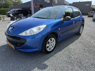 Peugeot 206+ 1.1 XR 5 deurs !Eerste eig !! NL auto !! Eerste eigenaar ! NL auto !