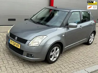Suzuki Swift 1.5 Exclusive | nieuwe koppeling | airco | carplay
