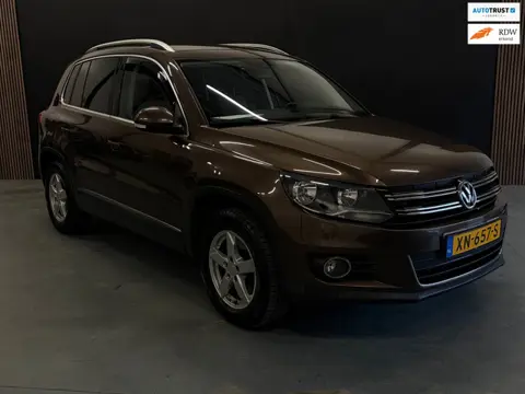 Volkswagen Tiguan 1.4 TSI Sport&Style Trekhaak Camera Stoelverwarming