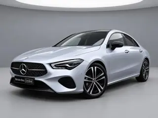 Mercedes-Benz CLA-klasse 180 Star Edition Luxury | Night Pakket | Panoramadak | Apple CarPlay | Andr