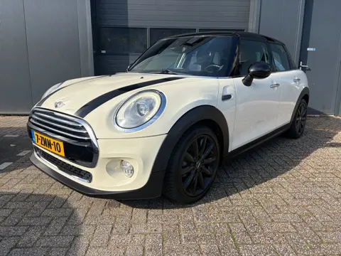 Mini 5-Deurs 1.5 Cooper Chili, Navi, HUD, Clima, ACC, PDC, HK