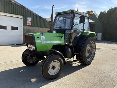 Deutz DX 3.70 tractor