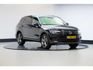 Volkswagen Tiguan Allspace 1.5 TSI Comfortline Business 7p. | Winter-pakket | LED-lichtpakket | Spie