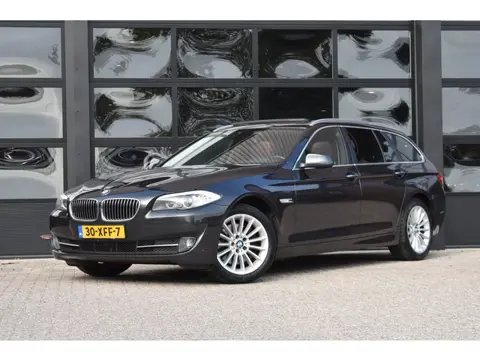 BMW 5-serie Touring 525d High Executive '11 Pano Leder Clima Navi Cruise