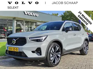 Volvo XC40 B4 211PK Plus Dark | 360 | H&K | Trekhaak | Schuif/kantel dak | Nubuck | 20" | Memory | S