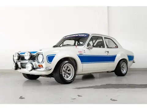 Ford Escort 2000 RS - FIA HTP Passport - 235 HP - 980 KG -