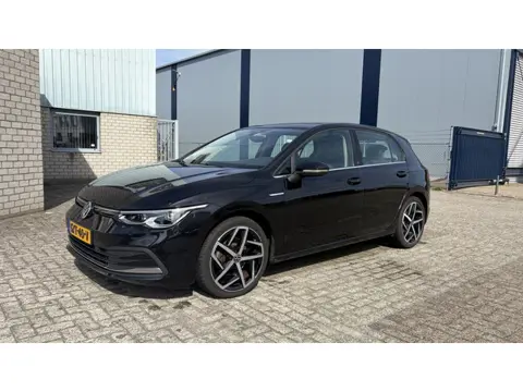Volkswagen Golf 1.5 eTSI Automaat allesomvattend STYLE Pakket
