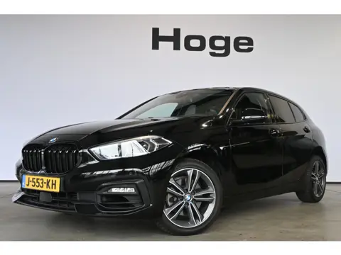 BMW 1-serie 118i Executive Clima Cruise Led Navigatie Camera 100% Onderhouden! Inruil Mogelijk!