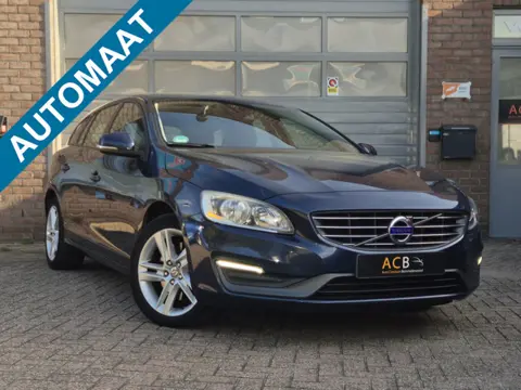 Volvo V60 2.0 T5 Summum / AUTOMAAT Trekhaak (bj 2014)