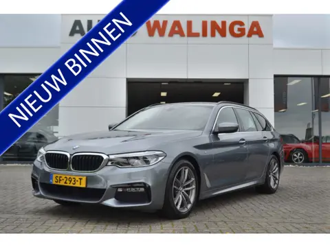 BMW 5 Serie Touring 520i M Sportpakket | NL Auto | Stoelverst el geheug. | Stoelverw. | Trekhaak 200