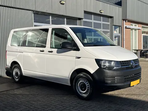 Volkswagen Transporter Kombi 2.0 TDI L1H1 Incl btw 9-Persoons Personenvervoer Taxi met Airco Telefoo