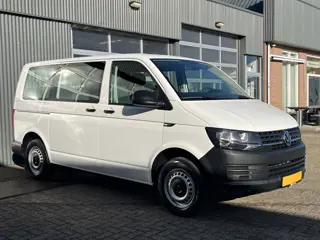 Volkswagen Transporter Kombi 2.0 TDI L1H1 Incl btw 9-Persoons Personenvervoer Taxi met Airco Telefoo