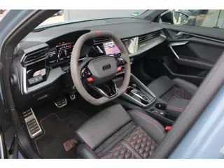 Foto 15 van Audi RS3 Sportback 2.5 TFSI Quattro | Pano | Sonos | HUD | ACC