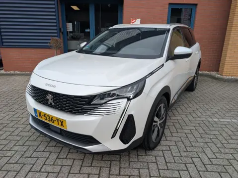 PEUGEOT 5008 1.2 PT BL. ALLURE,---BTW auto--- 7persoons, PDC V+A, Trekhaak, Cruise, Laneassist