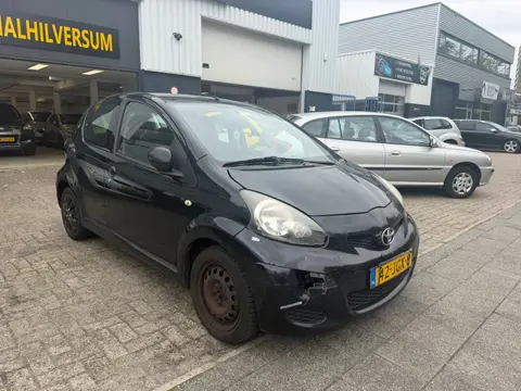 Toyota Aygo 1.0-12V XS 5 DEURS AIRCO LEES TEKST