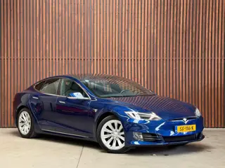 Foto 13 van Tesla Model S 75D Base